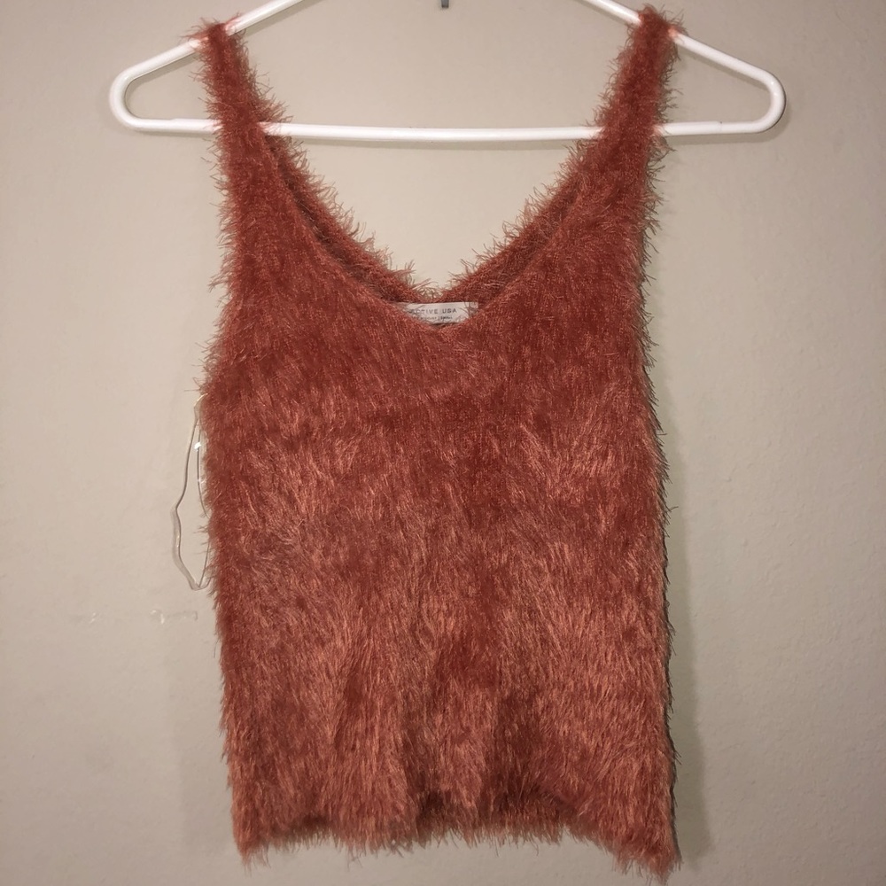 Fur Tank